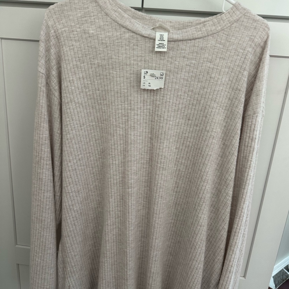 H&M Women’s XL Long Sleeve Shirt